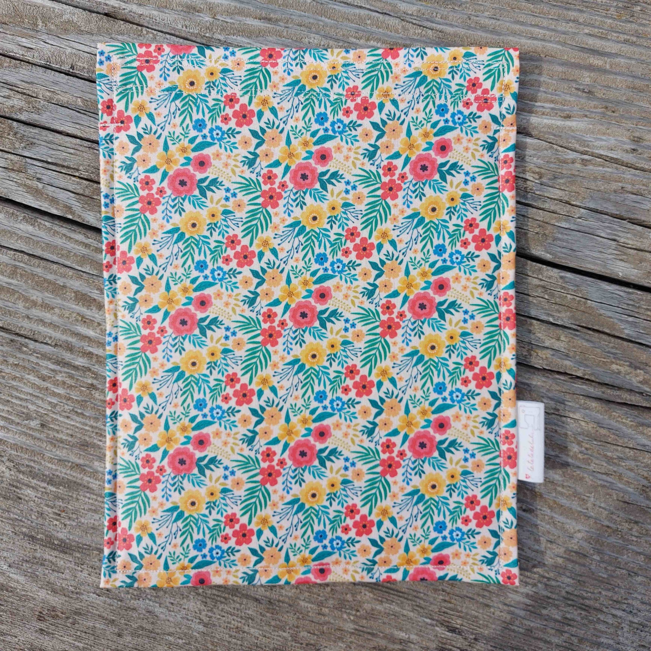 pochette isotherme fraicheur pique nique goûter enfant yogourt champ de fleur petite
