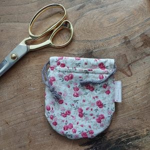 pochon savon nomade petites fleurs romantique cottage anglais